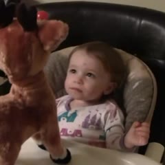 Little Girl Freaks Out When Rudolph Loses His Head