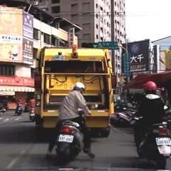 Best Scooter Fails Compilation 2014 - Uniformedia