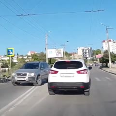 Driver gets the wrong cyclist