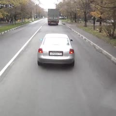 Don't Mess With Russian Truck Drivers