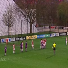 Ajax women's soccer goal miss