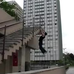 Epic parkour fail!!!