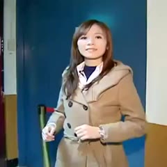 Chinese Reporter Screams