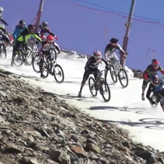 Crash carnage at the 2012 Megavalanche