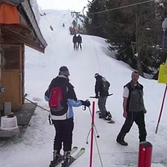 Funny ski lift fail on a snowboard