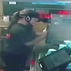 Woman's hair gets sucked into machine at fast food restaurant 😳