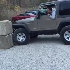 That one time @mr_broadway tried to flex on a double barrier and flipped his jeep 😂