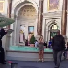 Lauren falls into Las Vegas Dubstep Fountain While Trying to Look Hot