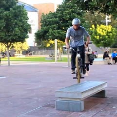 Max Eyre - Feeble hard 180 ledge bail