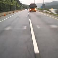 [160717]영동고속도로 봉평터널 관광버스 6중 추돌사고 원본영상[블랙박스]