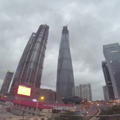 Shanghai Tower (650 meters)