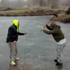 Frozen Lake vs Sledgehammer Game