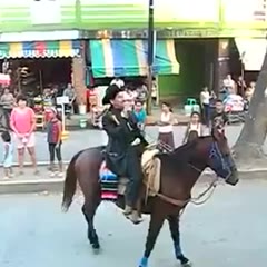 Mexican Singer Owned By His Horse